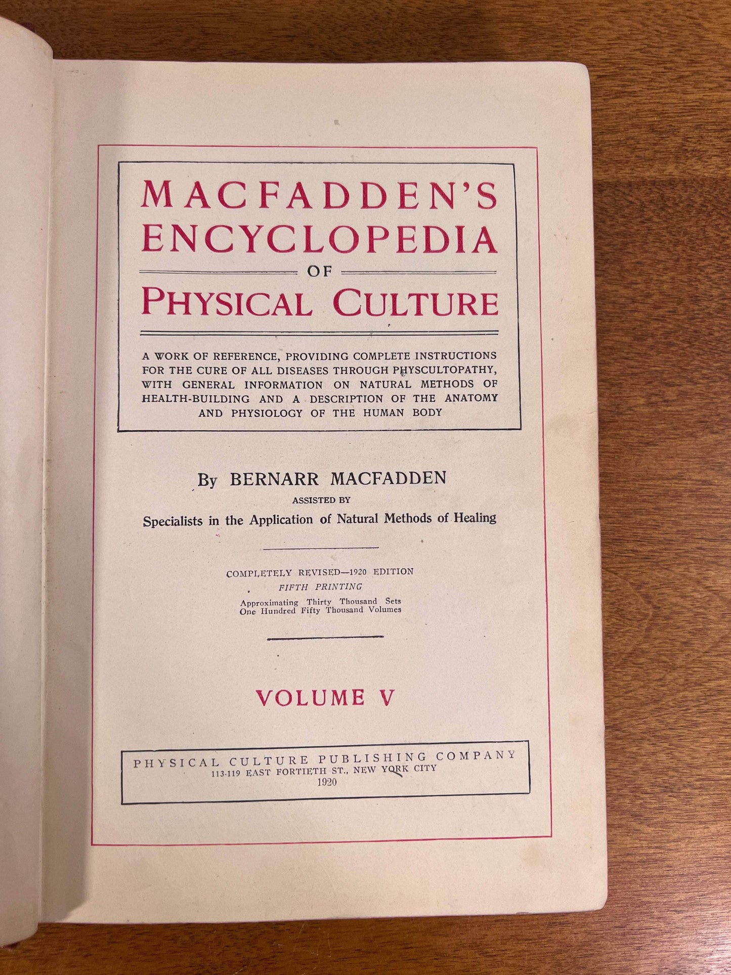 Flipped Pages MacFadden's Enyclopedia of Physical Culture Vol. 5 - Sex Hygiene, Parenthood and Child Training [1920]