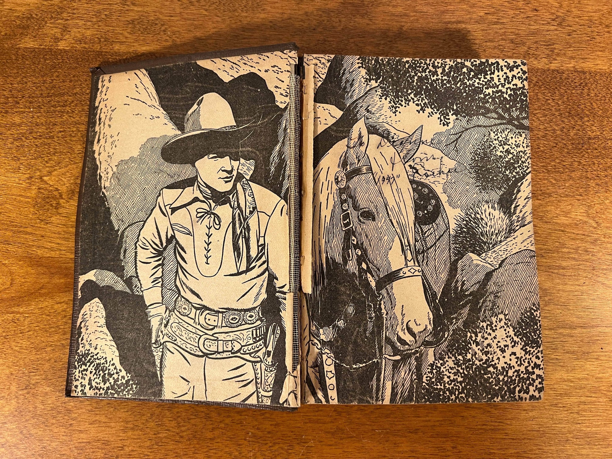 Flipped Pages Roy Rogers and the Gopher Creek Gunman by Don Middleton