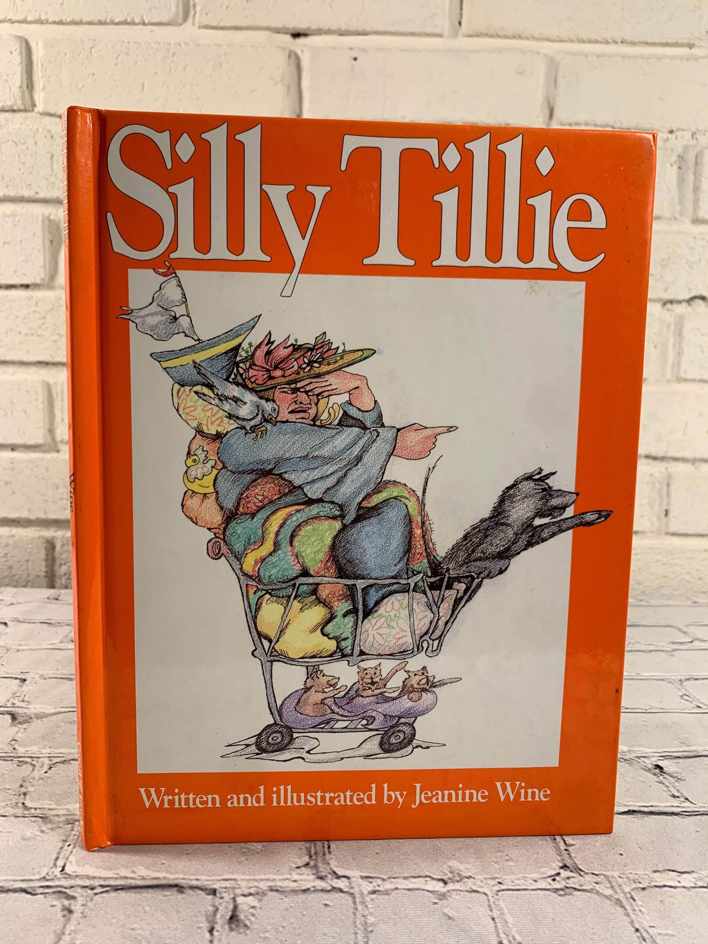 Flipped Pages Silly Tillie by Jeanine M. Wine [1989]