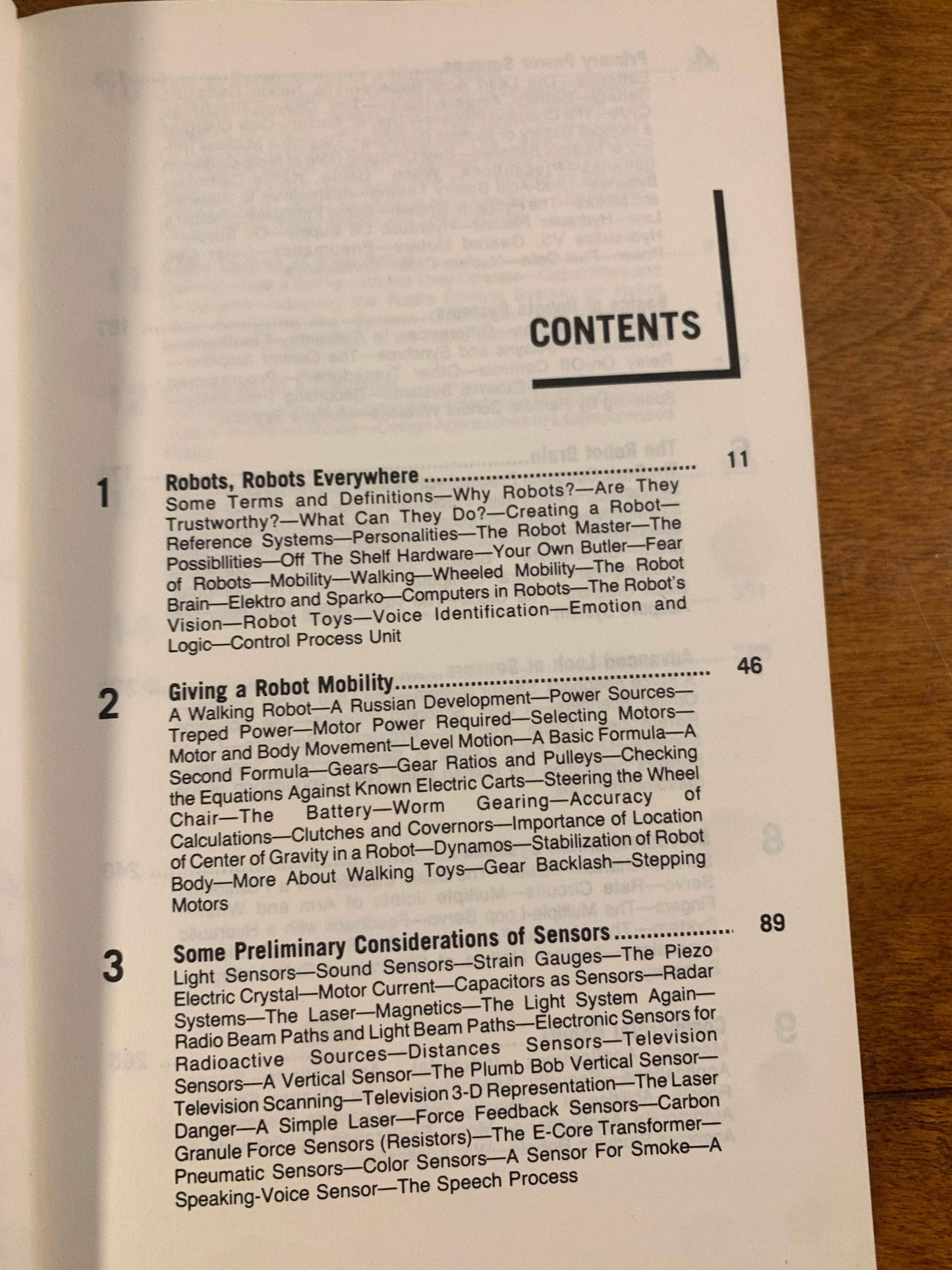 Flipped Pages The Complete Handbook of Robotics by Edward L., Jr. Safford,1978