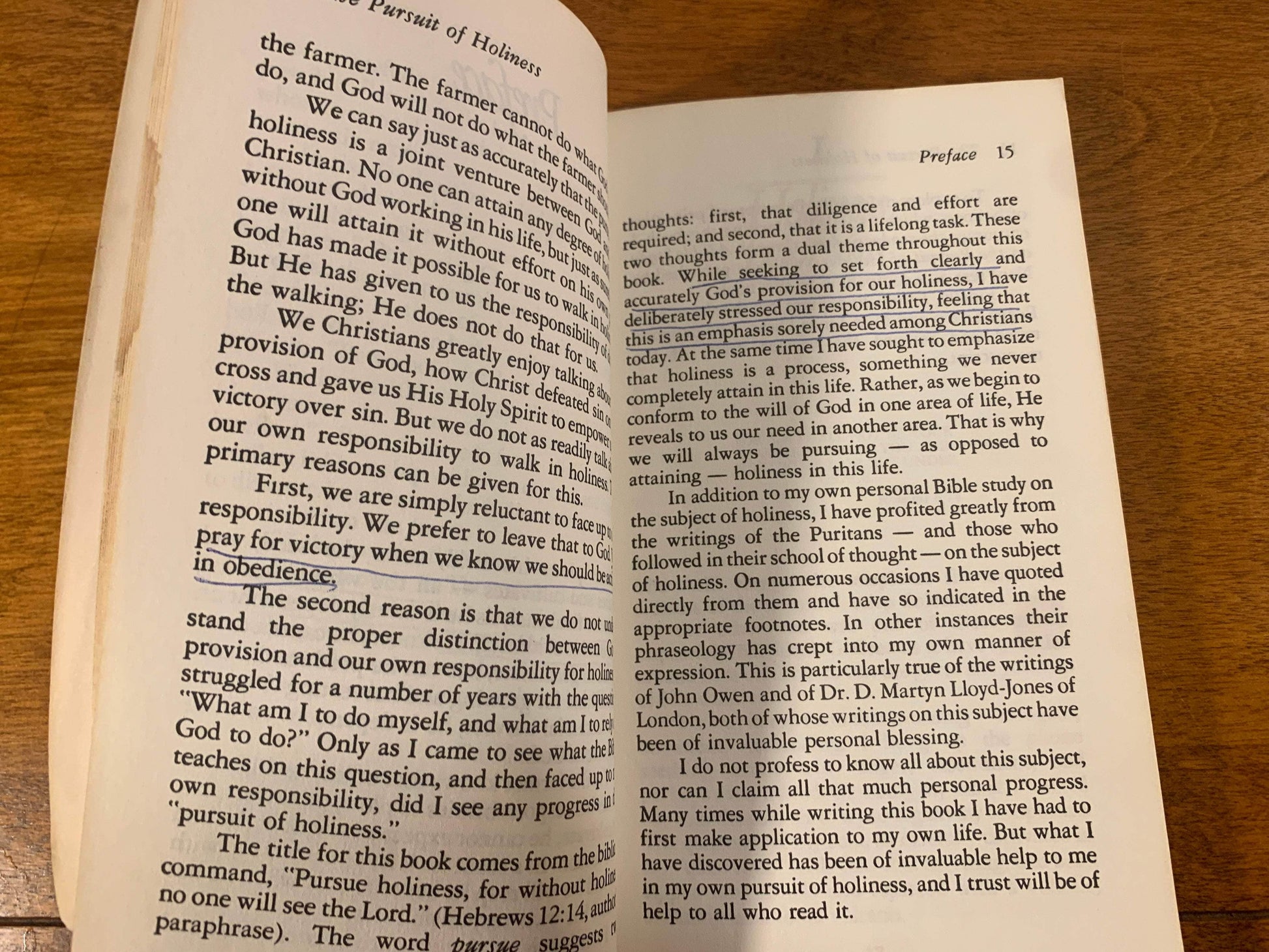 Flipped Pages The Pursuit of Holiness by Jerry Bridges 1990