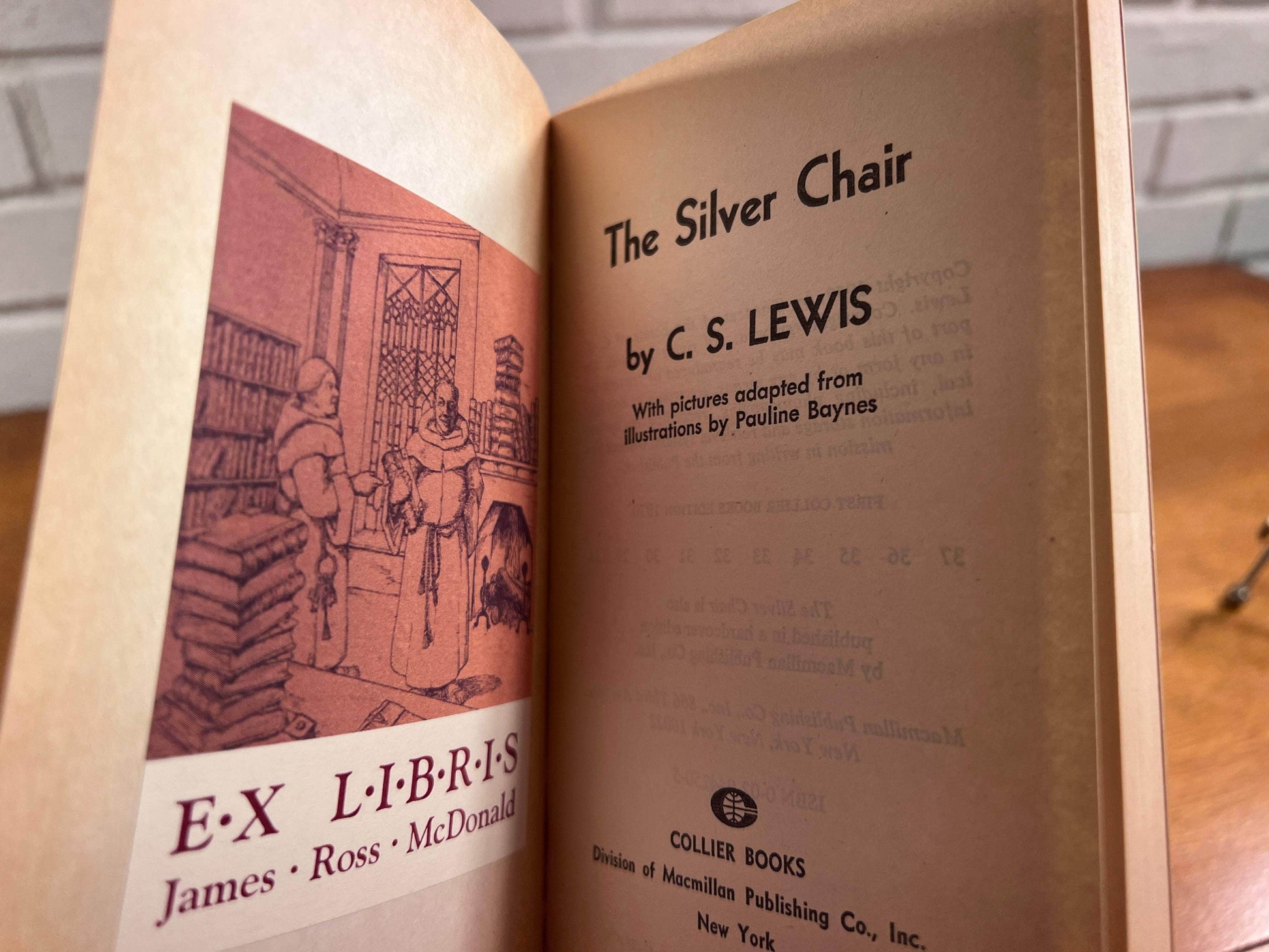 Flipped Pages The Silver Chair The Chronicles of Narnia #4 by C.S. Lewis